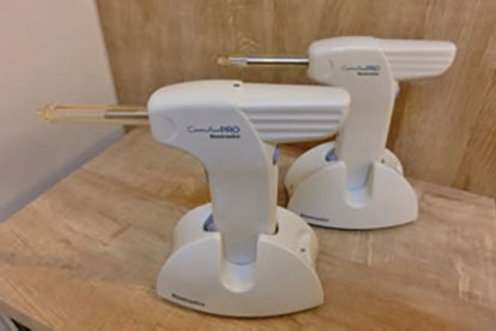 電動麻酔器(カートリエース・プロ)